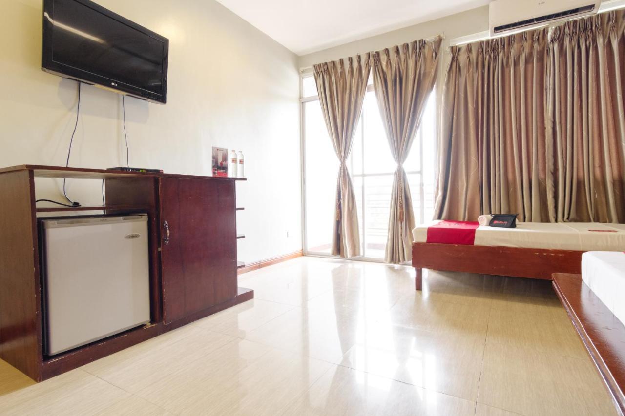 Reddoorz Near Camp Montelibano Bacolod Exterior foto