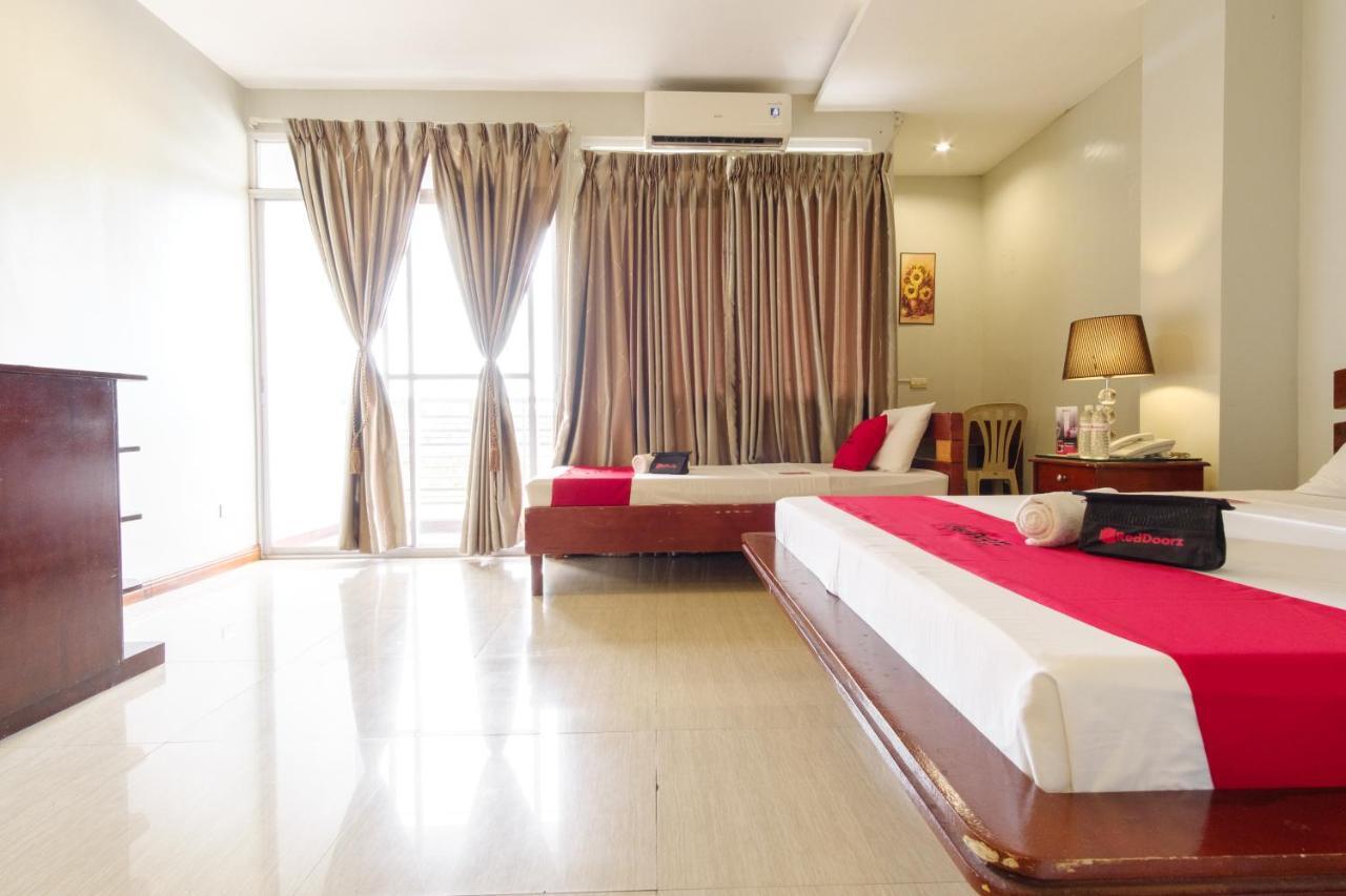 Reddoorz Near Camp Montelibano Bacolod Exterior foto