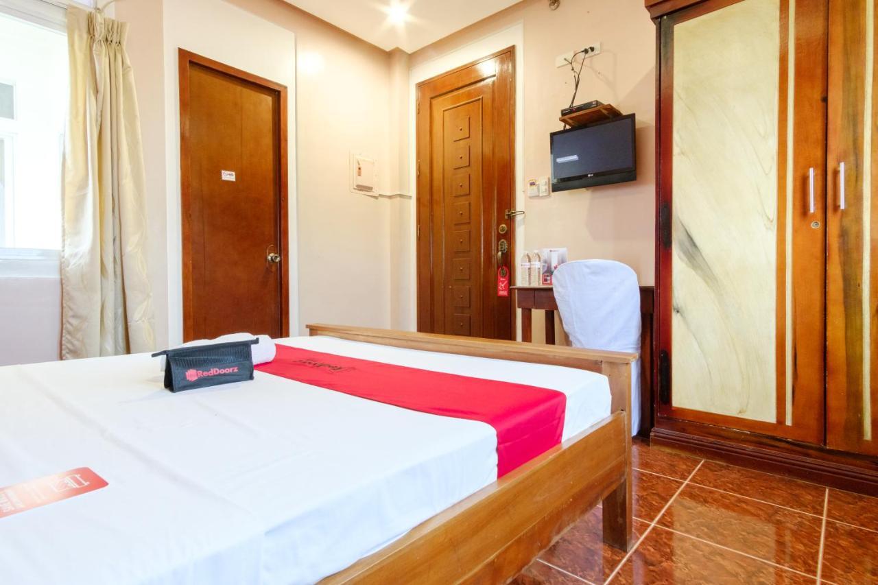 Reddoorz Near Camp Montelibano Bacolod Exterior foto